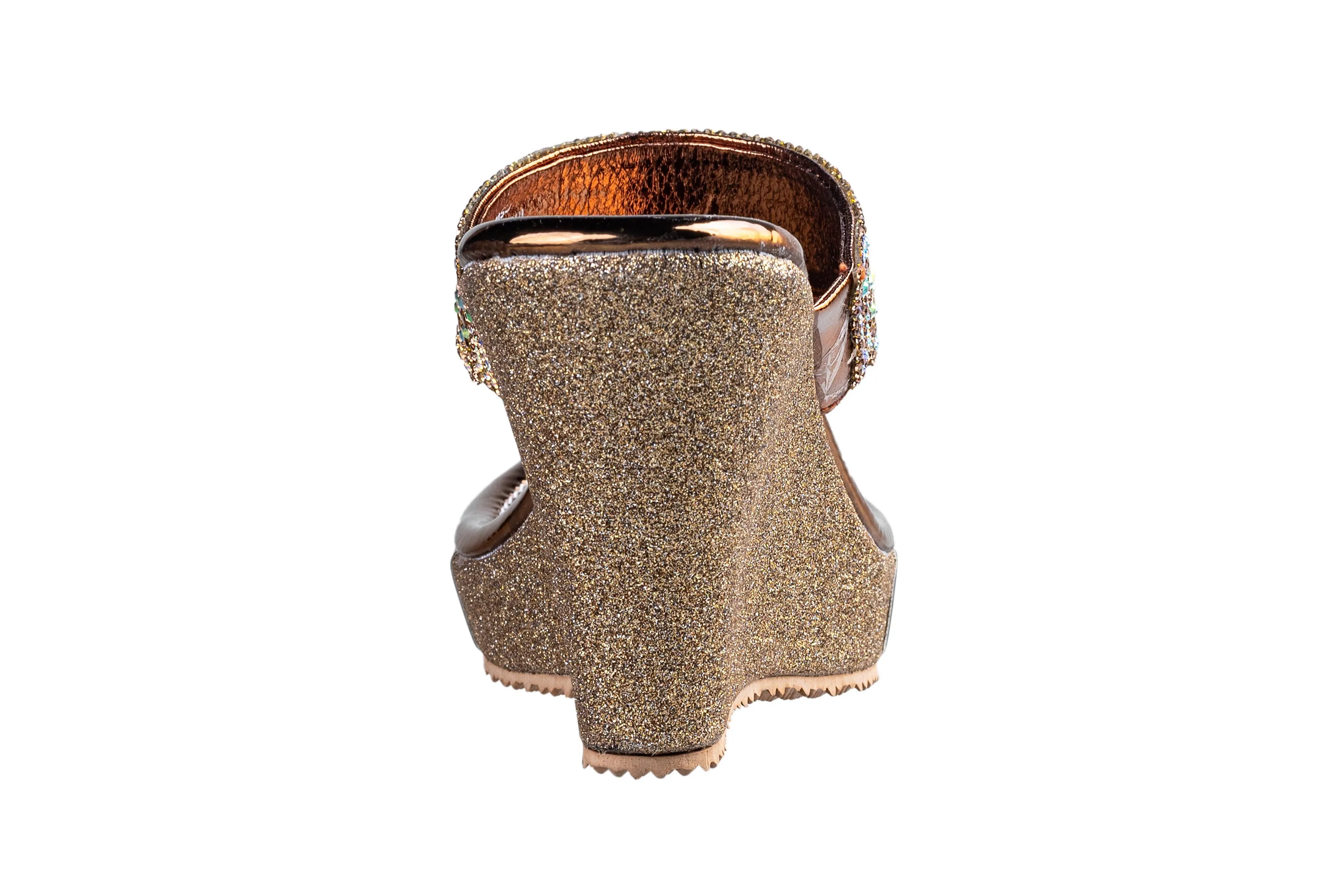 Titas Ladies Copper Wedding Chappal