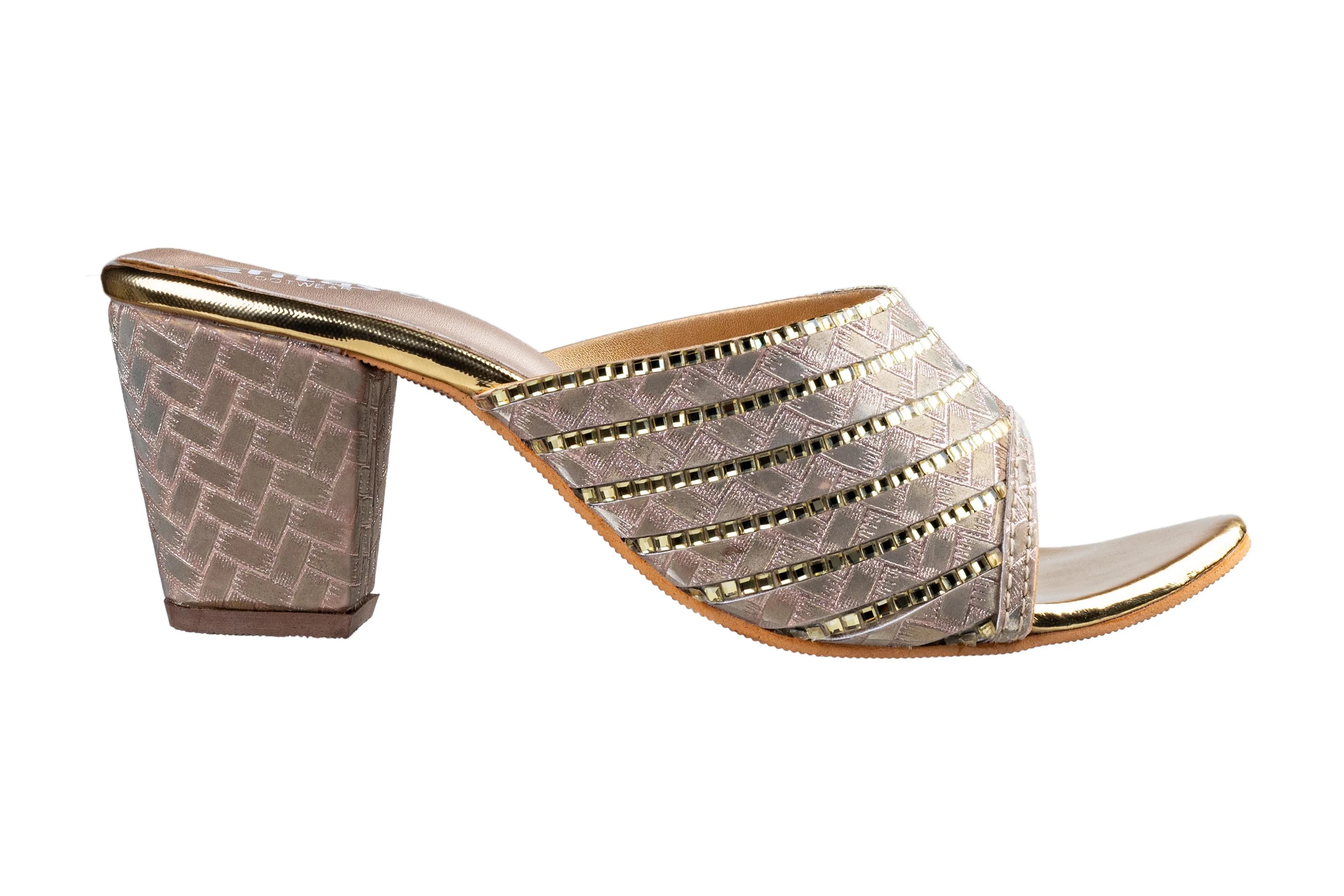 Titas Ladies Golden Wedding Chappal