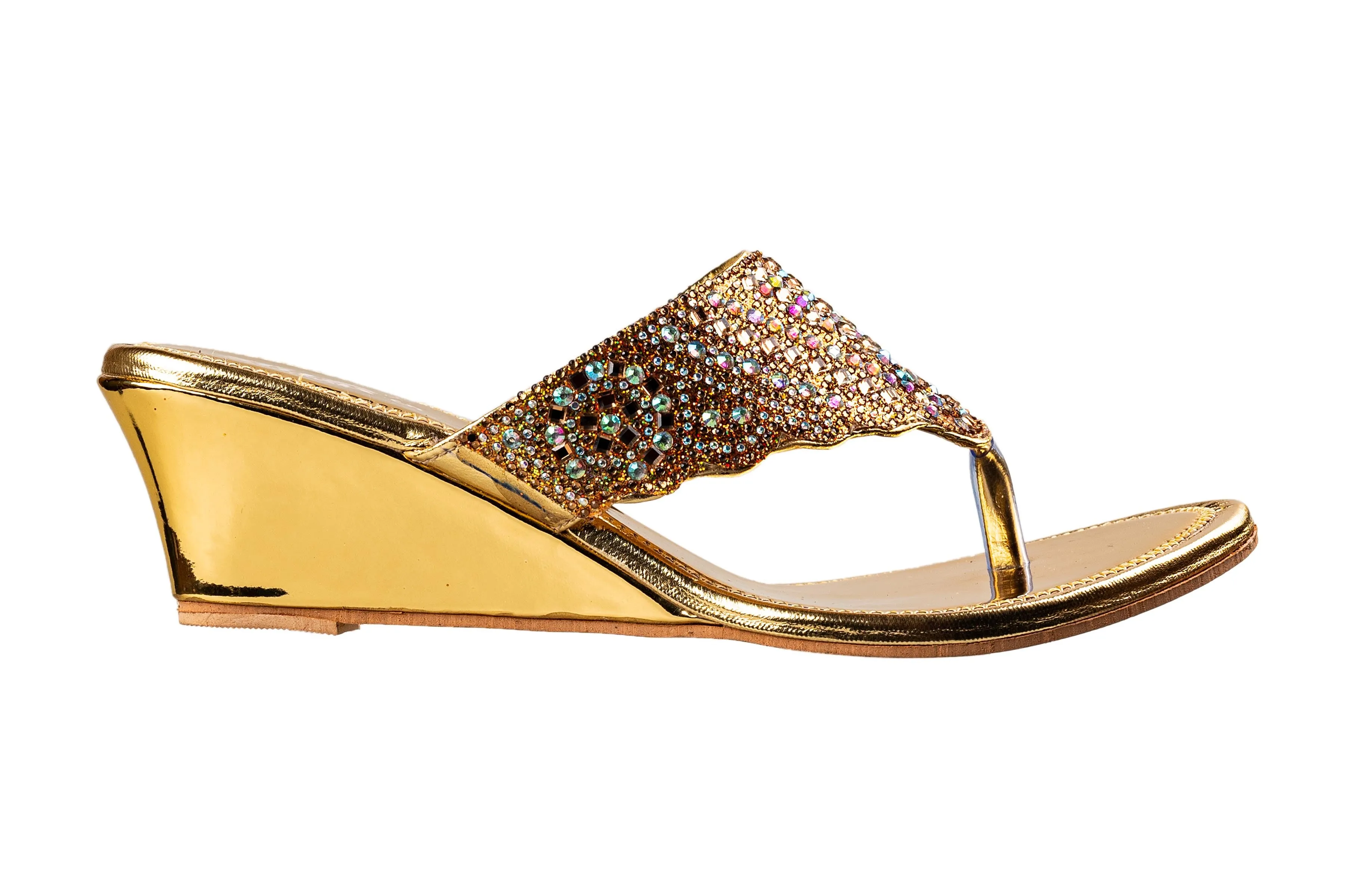 Titas Ladies Golden Wedding Chappal