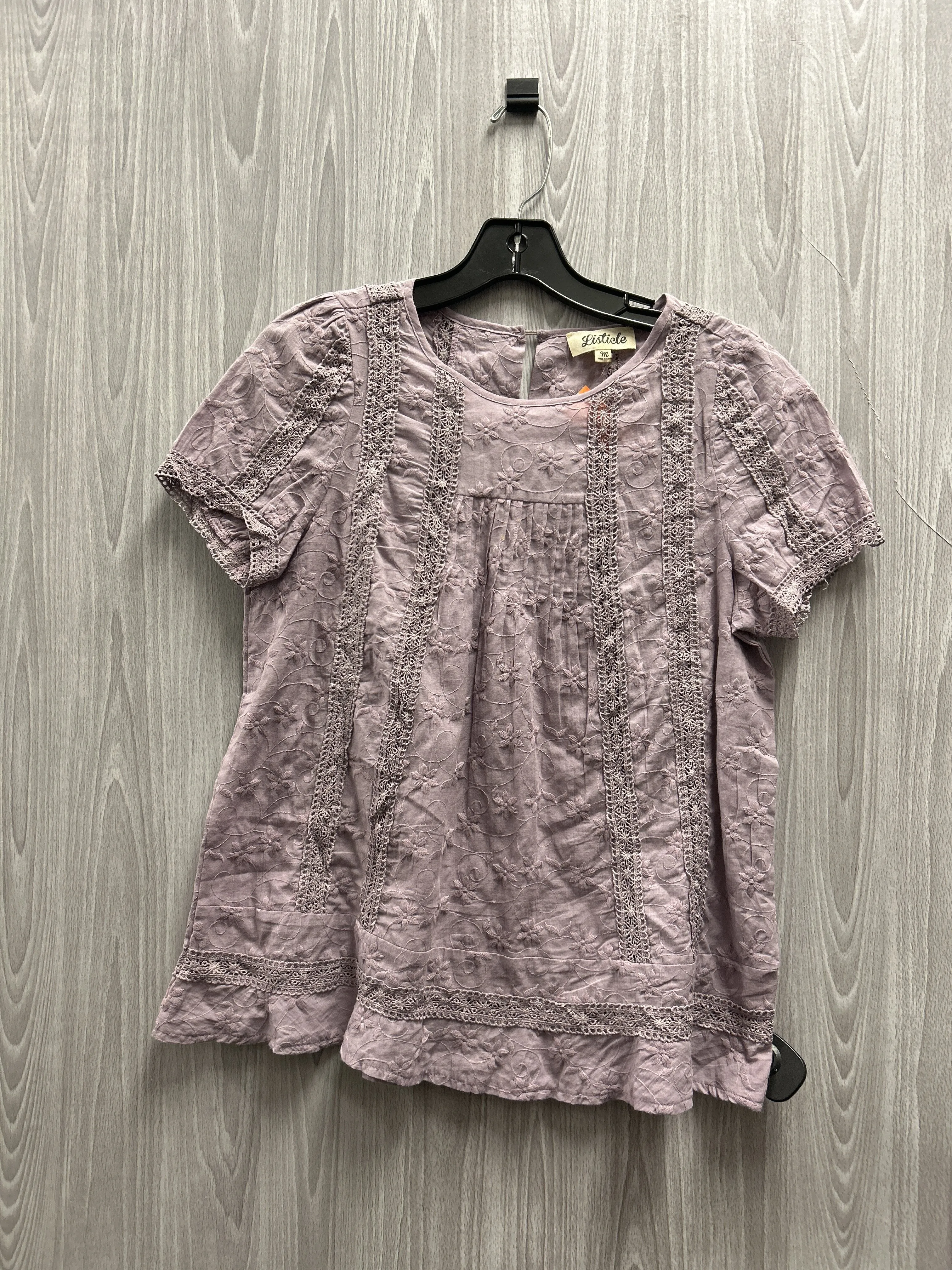 Top Short Sleeve By Listicle  Size: M