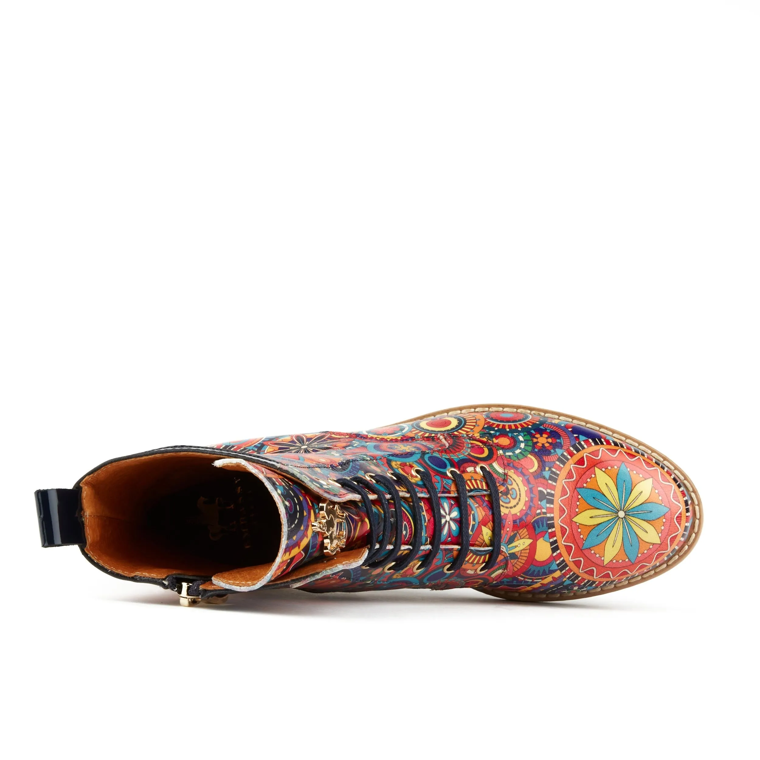 Traveller -  New Signature Print