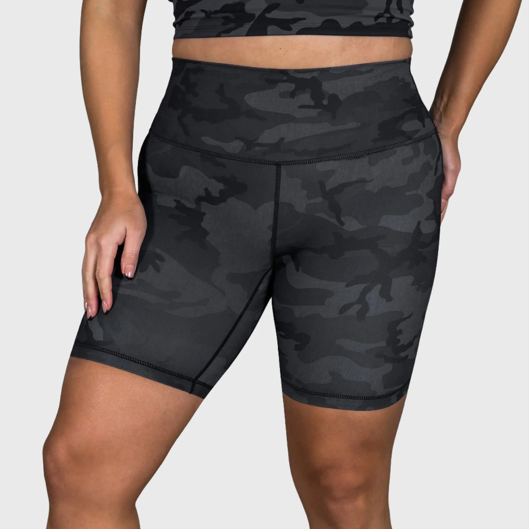 TWL - WOMEN'S HIGH WAISTED EXTRA LONG BALANCE SHORTS - BLACK/CAMO