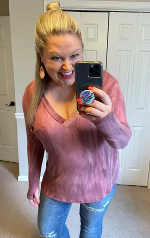 Ultra Soft Long-Sleeved V-Neck Tee in Mauve Tie-Dye