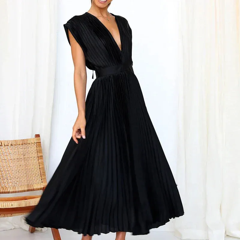 V-Neck Elegance™ | Women's Pleated Midi Dress | Lightweight Fabric, Flattering Fit & Stylish Design
