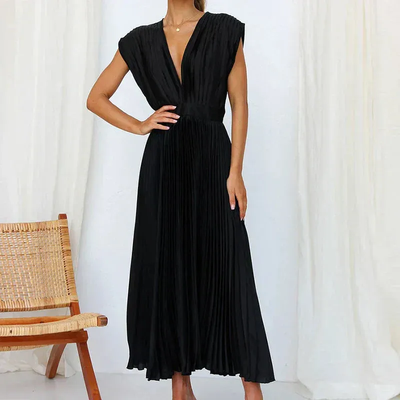 V-Neck Elegance™ | Women's Pleated Midi Dress | Lightweight Fabric, Flattering Fit & Stylish Design