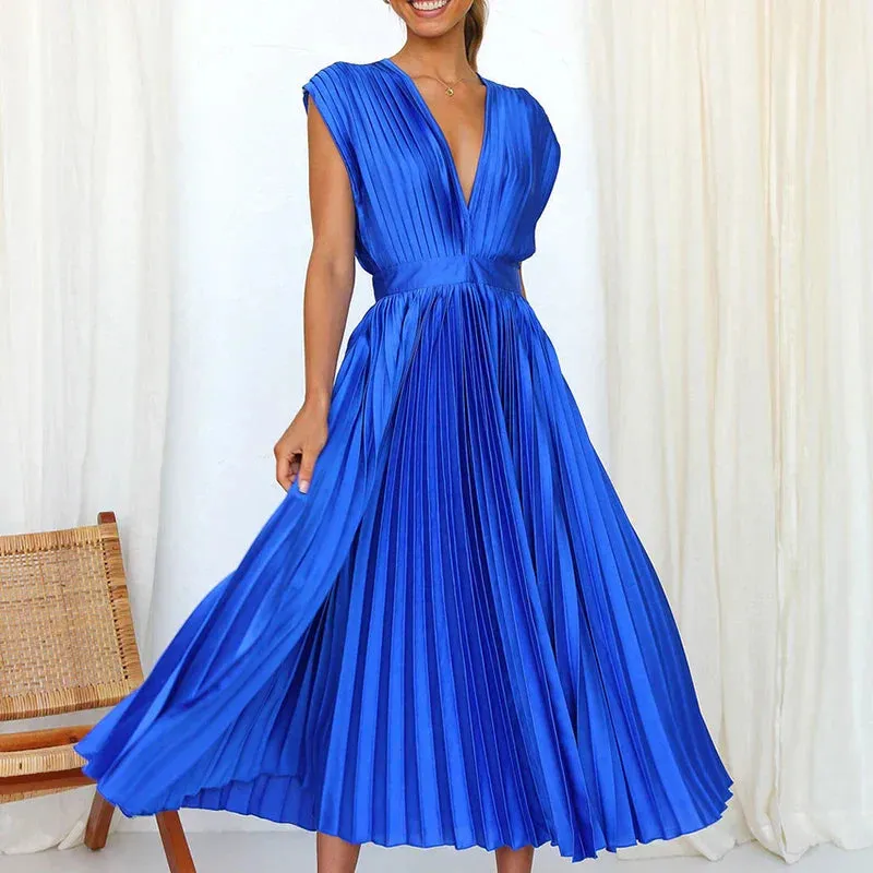 V-Neck Elegance™ | Women's Pleated Midi Dress | Lightweight Fabric, Flattering Fit & Stylish Design