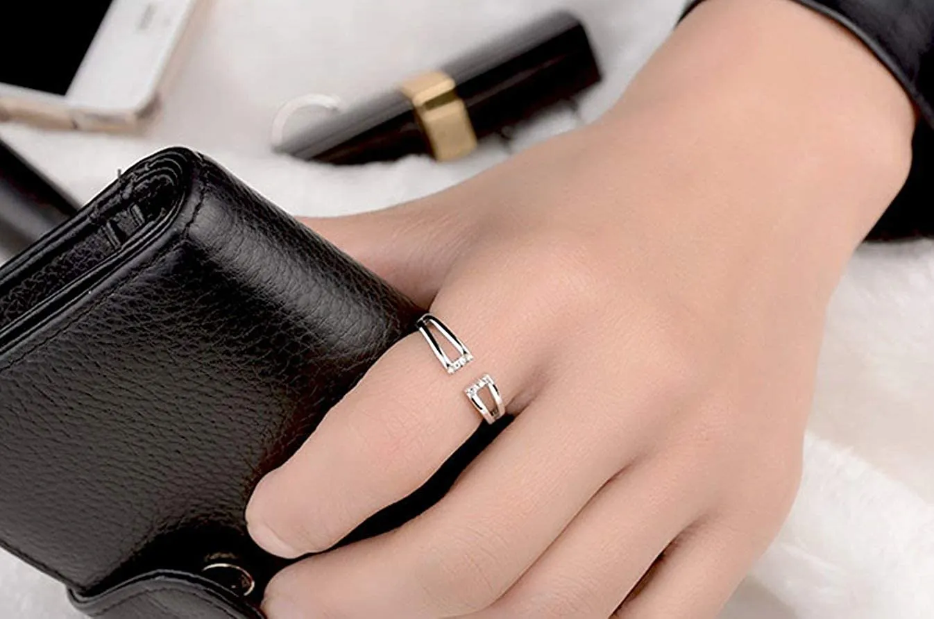 Valentine Gift by Karatcart Platinum Plated Elegant Austrian Crystal Designer Ring for Women