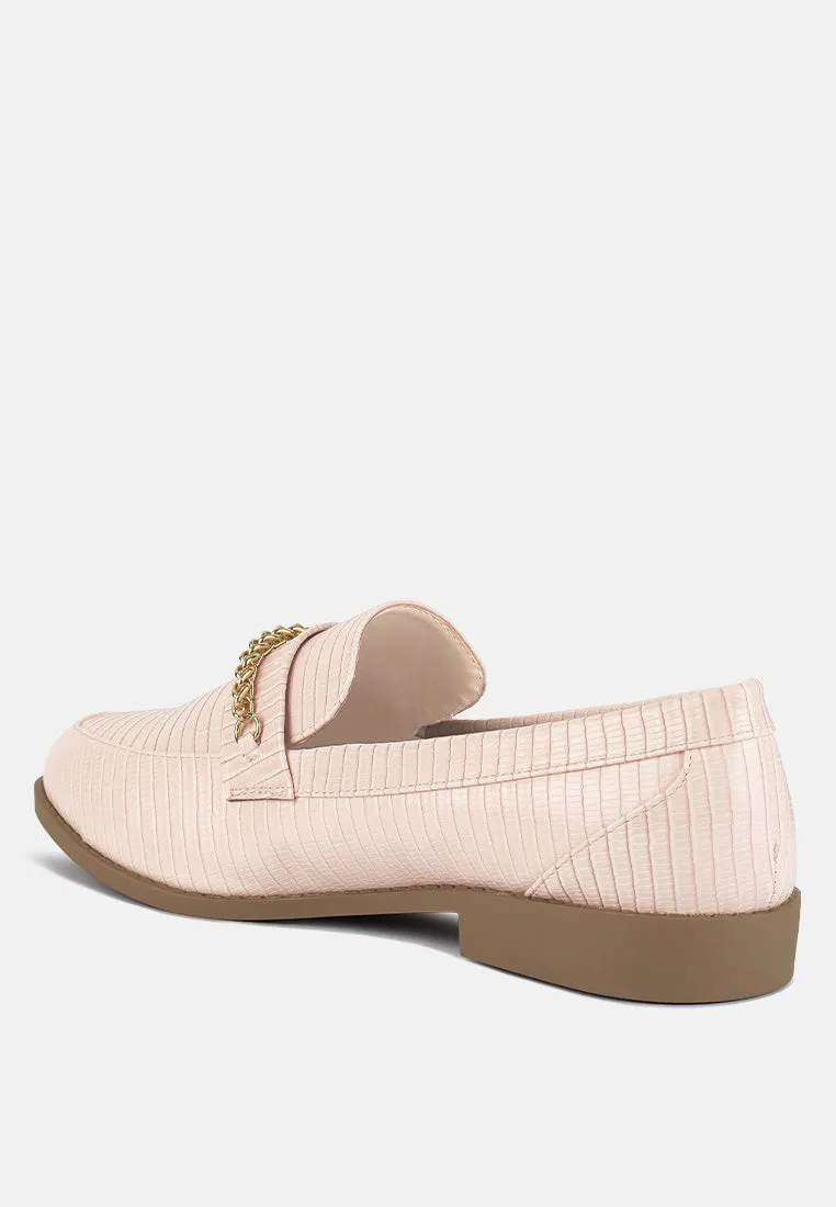 Vouse Low Block Loafers Adorned With Golden Chain By Ruw