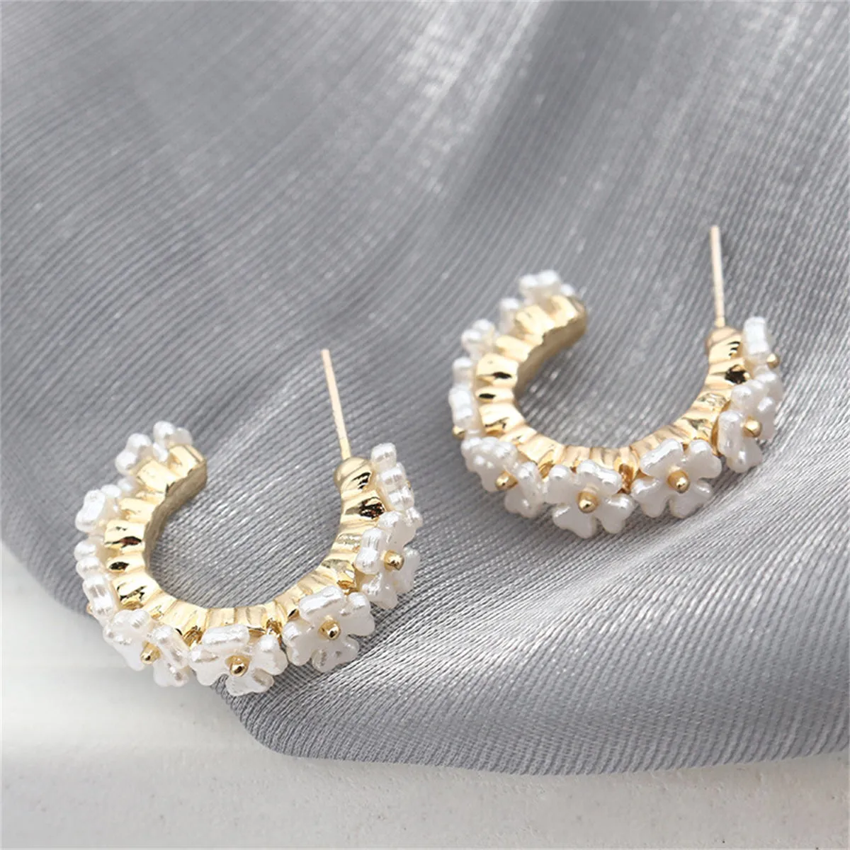 White Acrylic & 18K Gold-Plated Flower Cluster Huggie Earrings