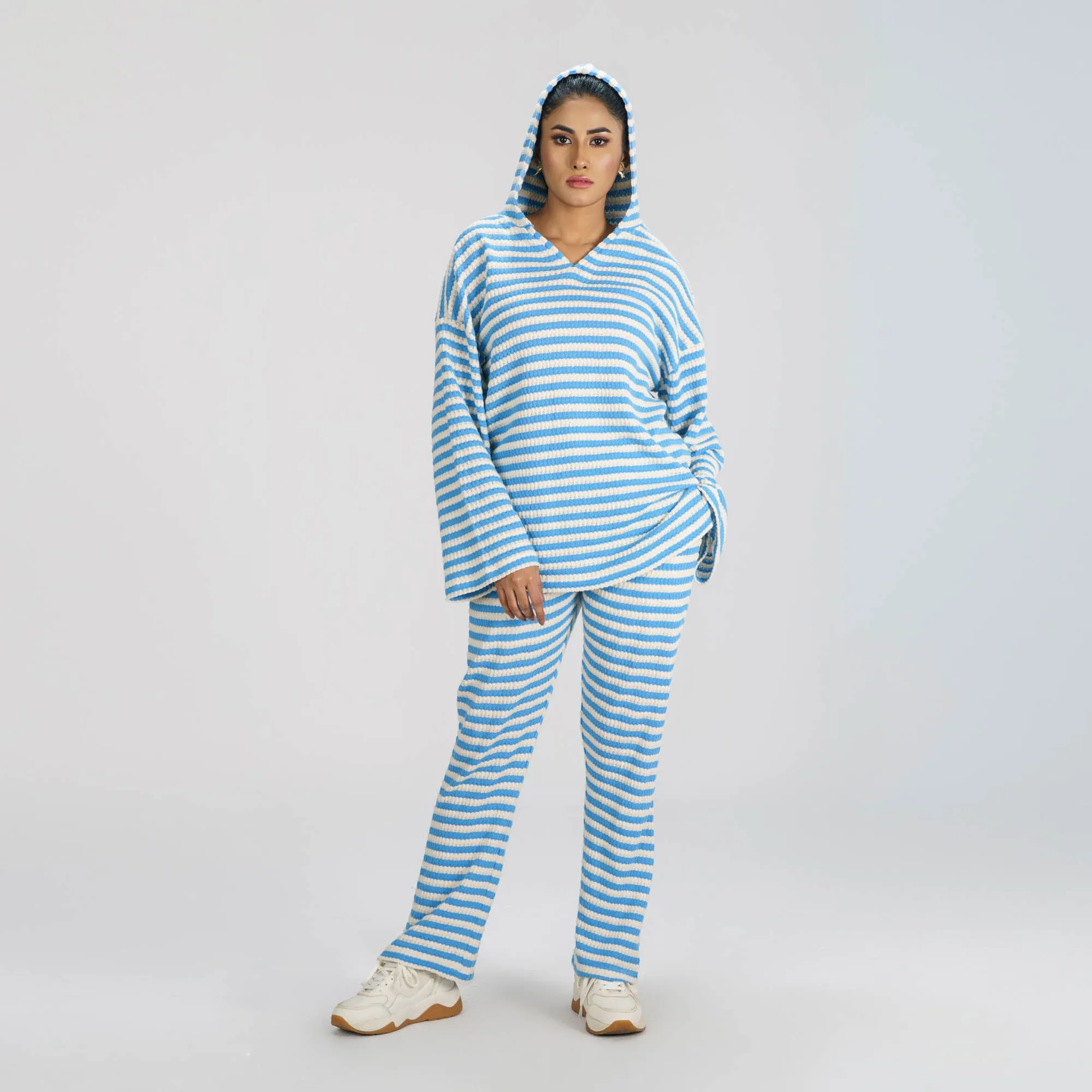 Women White & Blue Hoodie Joggers Set
