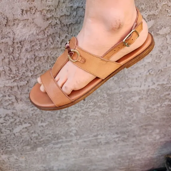 WOMEN'S BELLA VITA MIN-ITALY SANDALS‎