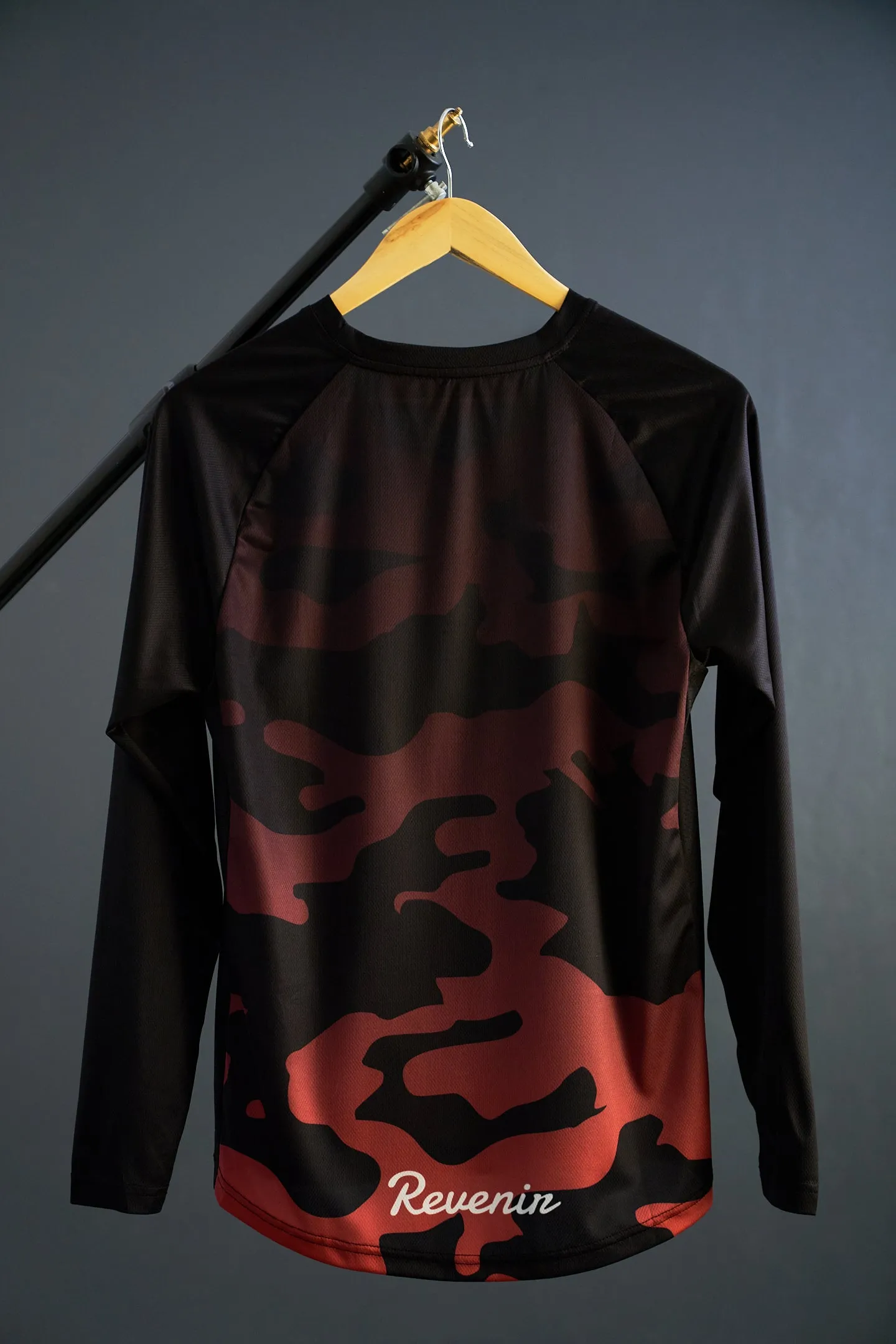 Women's Camo Fade Enduro Jersey R/B