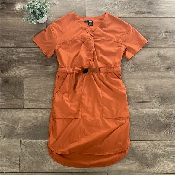 Women's REI Orange Short Sleeve Dress Size Medium