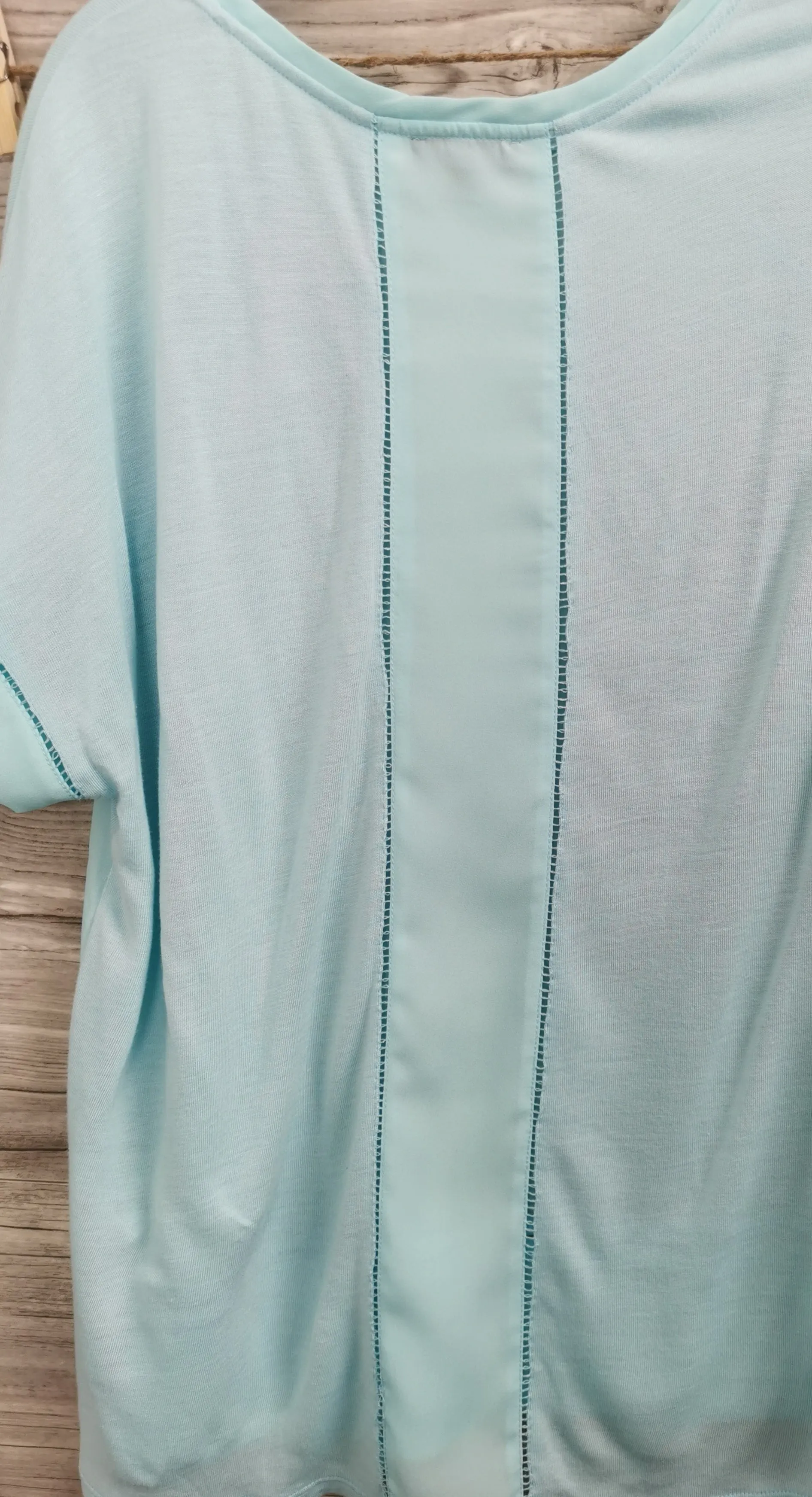 WOMENS SIZE LARGE - DYNAMITE Soft Blouse EUC B44