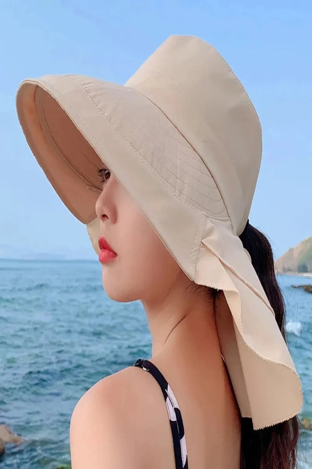 Women's Summer Hat with Wide Brim and Foldable Ponytail