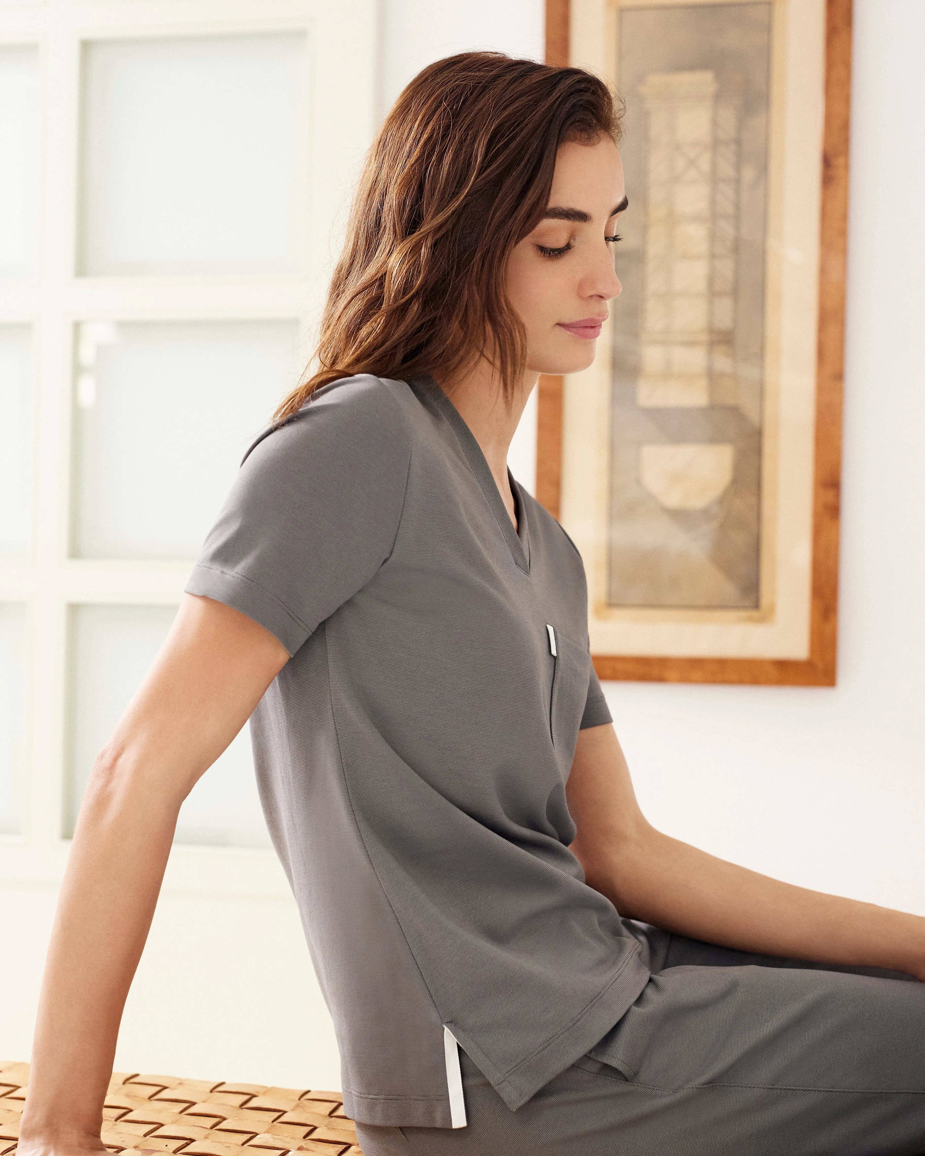 Women's V-neck Office Scrub Top | Jersey Milano