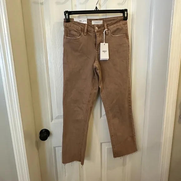 Women's Vervet Rose color jeans