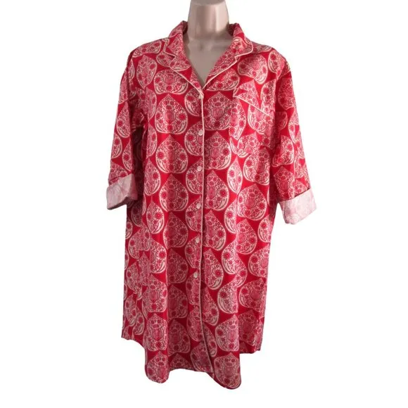 World Market Red White Floral Flannel S/M Button Up Nightshirt EUC Front Pocket