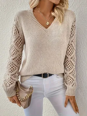 Zaeya: A Modern Women's Sweater Featuring Contemporary Design and Eye-Catching Details